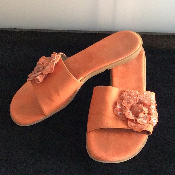 AEROSOLES Shoes - Aerosols Women’s Sandales Coral Size 9.5 EUC